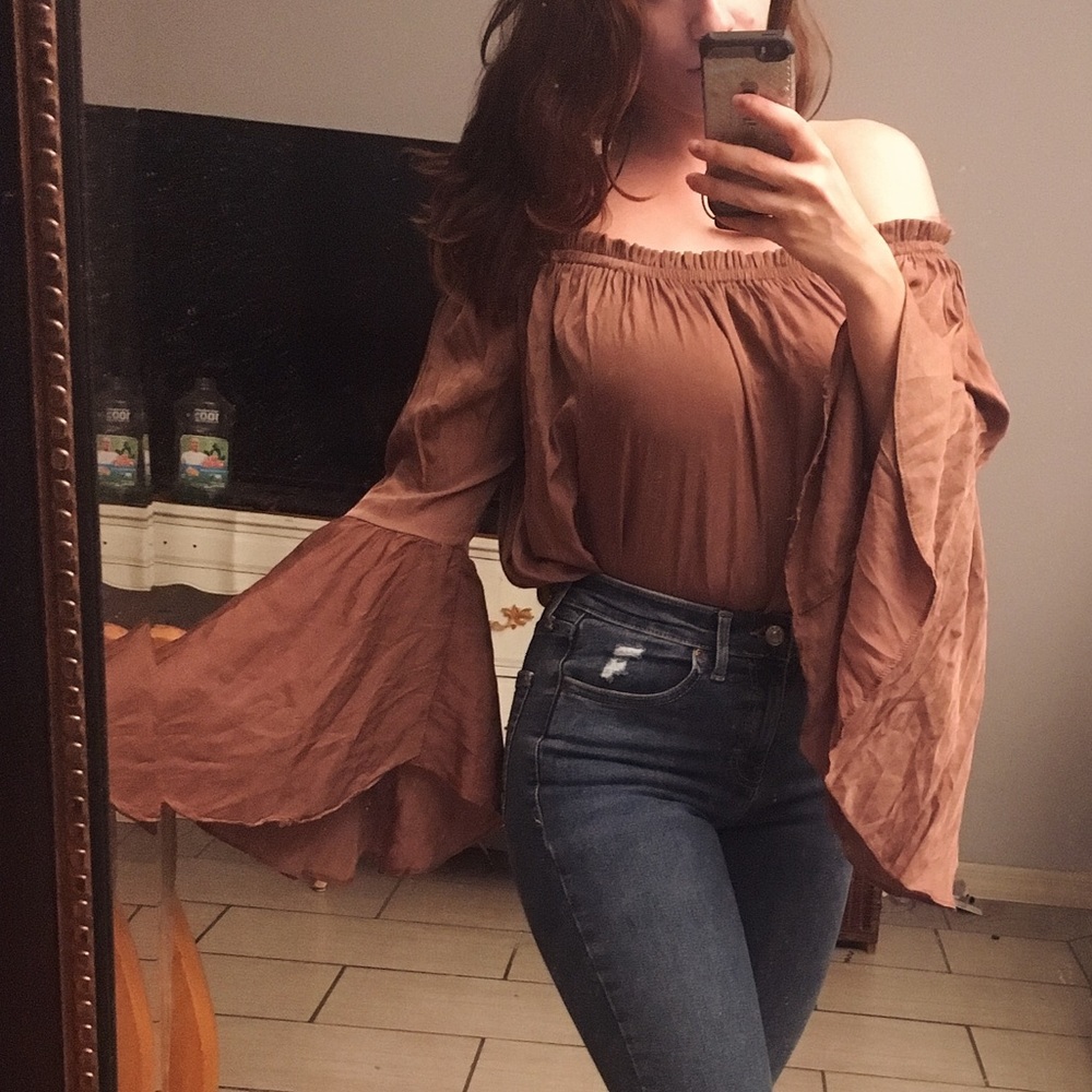 Bat wing top